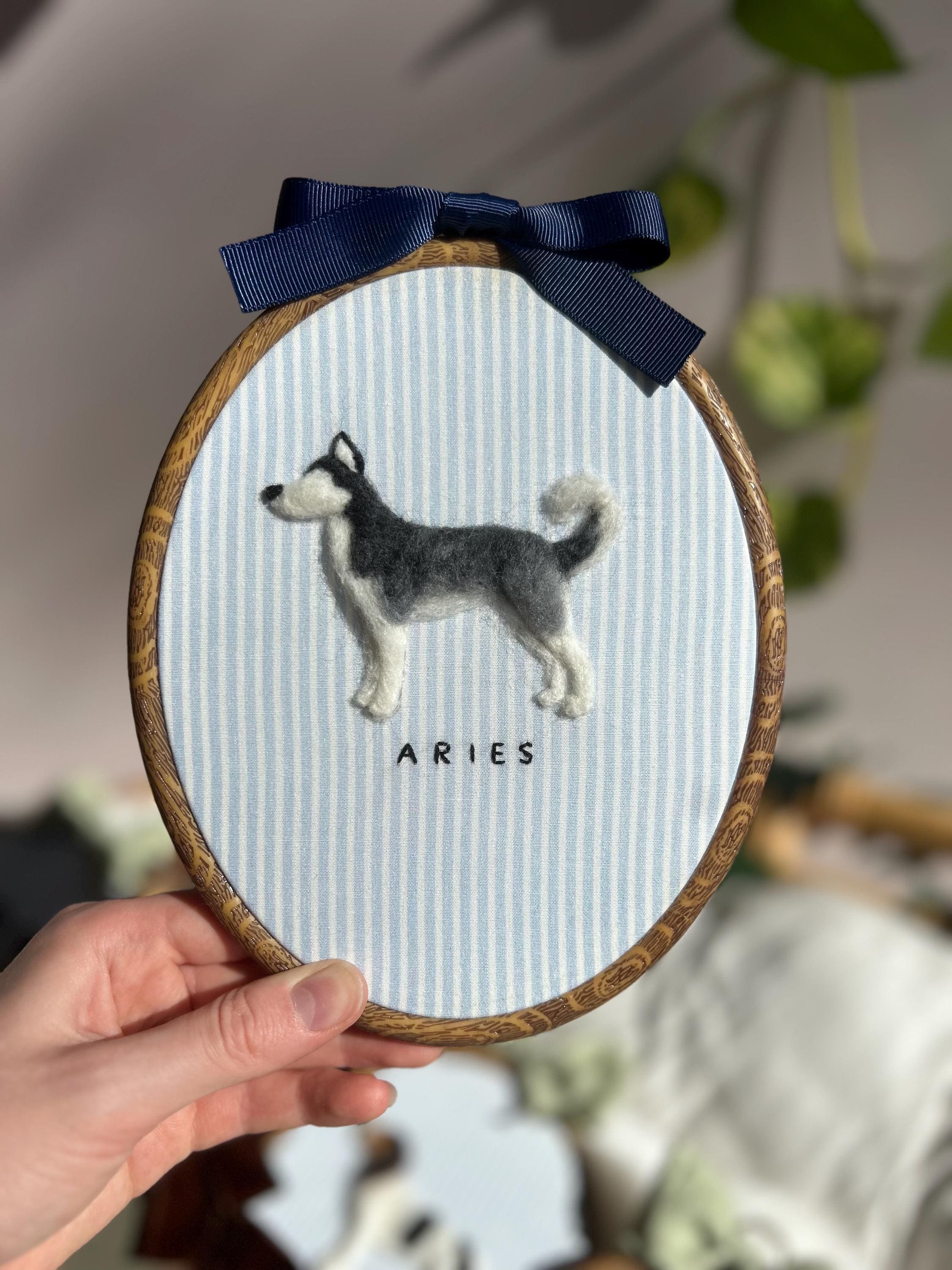 Handmade Needle Felted Pet Portrait: Custom Dog or Cat Memorial Gift